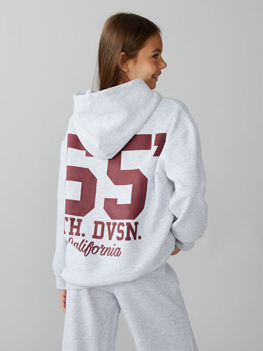 Kap??onlu S?rt Bask?l? K?z ?ocuk Sweatshirt