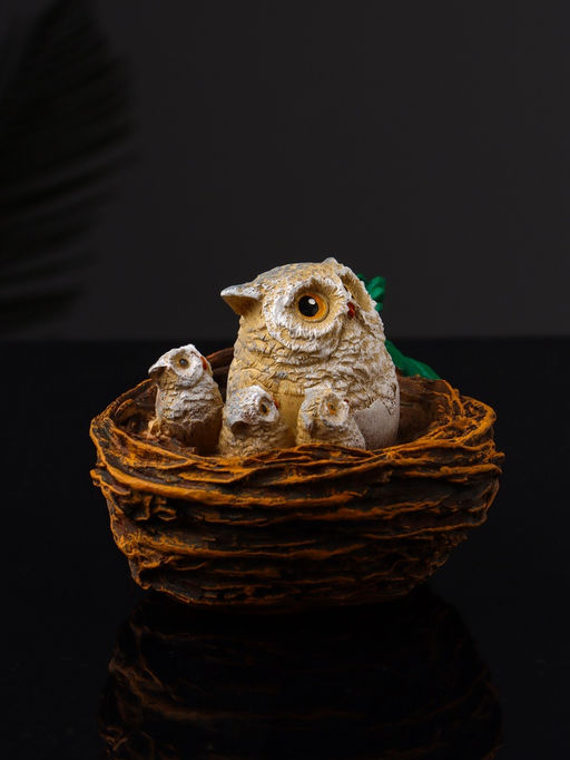Фигурка полистоун «Совушки в гнезде», 7.5×10×9.2 см