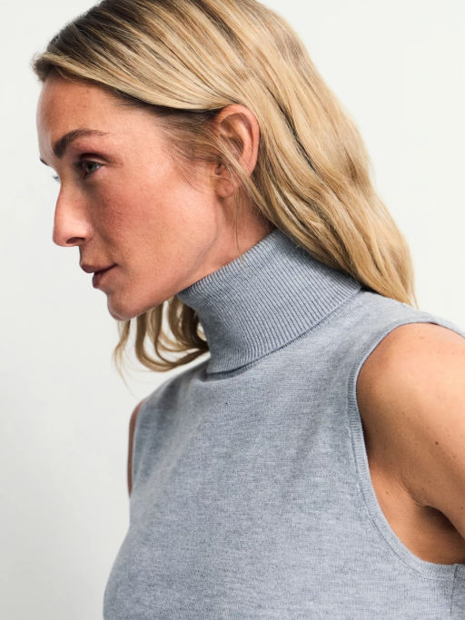 Топ без рукавов с воротником стойкой / Zarina  фото 7