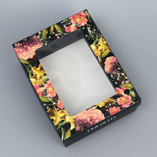 Цена за 5 шт. Коробка подарочная складная Present, 16.5×12.5×5.2 см с окном