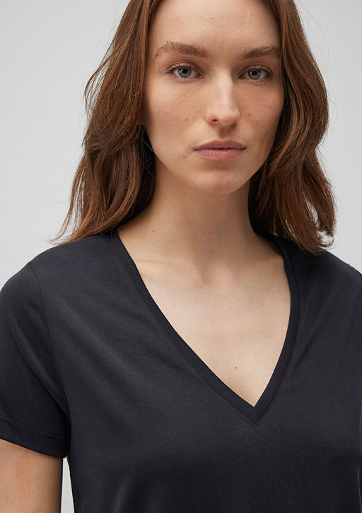 V Yaka Siyah Tisort - Mavi фото 5