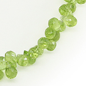 Бусы хризолит"Капель", граненые капли 6...7мм, короткие 48см