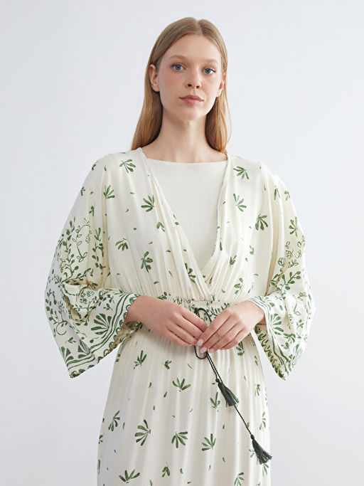 Kruvaze Yaka ?i?ekli B?zg?l? Elbise