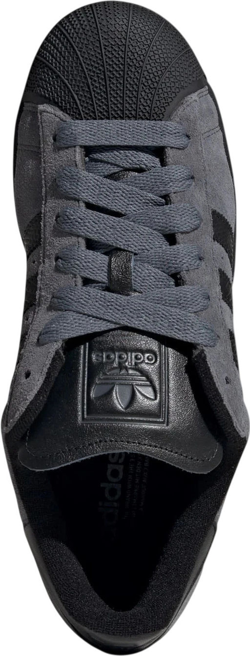 Кроссовки взрослые