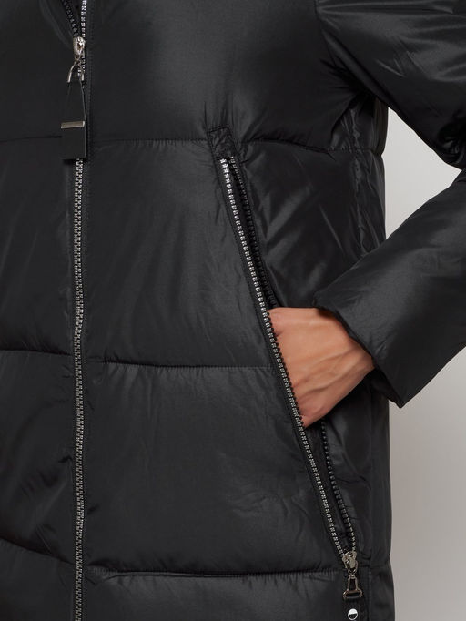 Пальто утепленное с капюшоном зимнее женское черного цвета 13816Ch - Visdeer фото 11