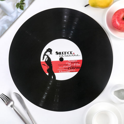Цена за 12 шт. Салфетка сервировочная на стол Доляна Виниловая пластинка, d=38 см, цвет чёрный  фото 3