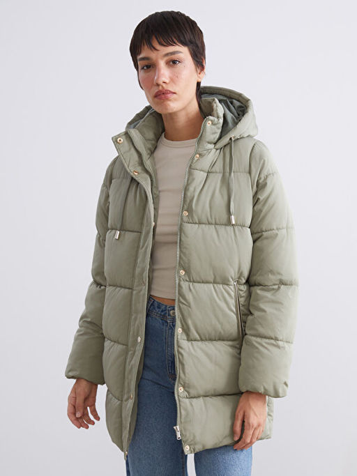 Kap??onlu Kad?n ?i?me Mont