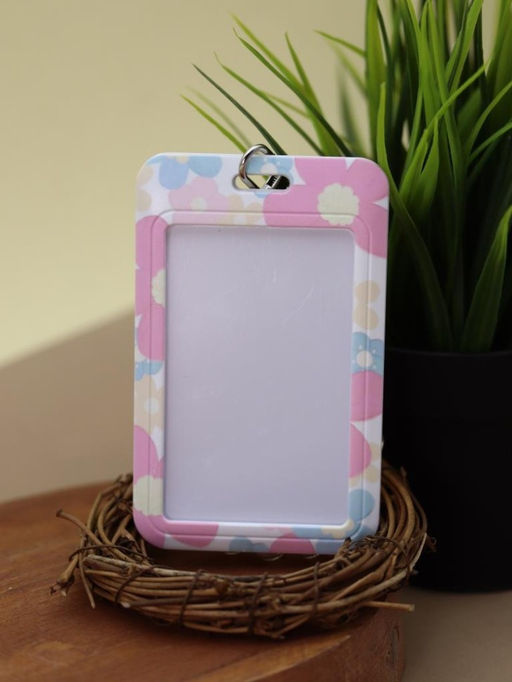 Футляр для карт с браслетом ПО ПЛАНУ. "Floral tenderness ", pink