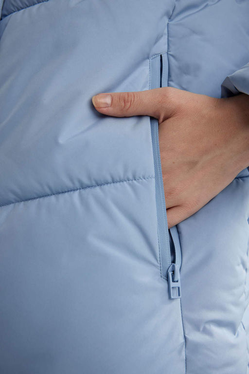 Водонепроницаемое пальто DeFactoFit стандартной посадки с капюшоном и флисовой подкладкой  фото 6