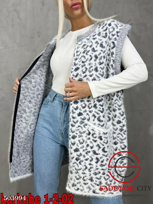 Жилетка вязанная на молнии