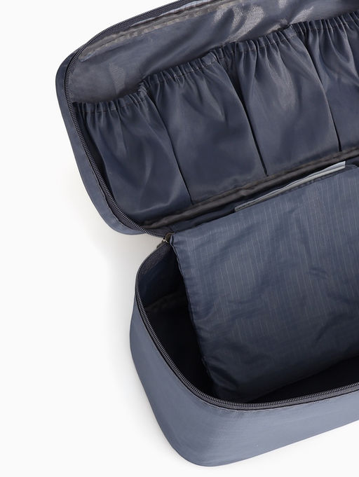 Косметичка на молнии, цвет серый