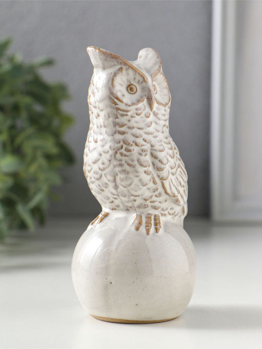 Сувенир керамика "Филин на шаре" беж 6х5,4х11,8 см