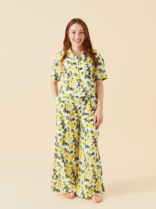 Petite G?mlek Yaka ?i?ekli Kad?n Pijama Tak?m?