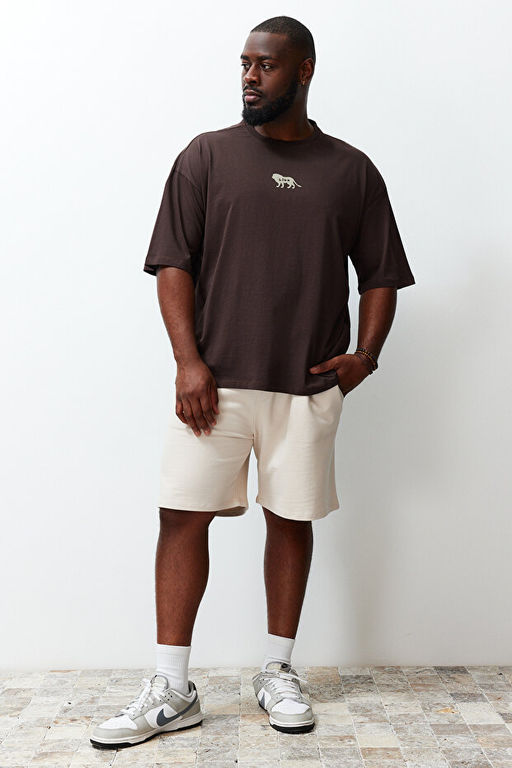 B_y_k Beden Koyu Kahverengi Oversize Hayvan Bask_ ve Nak__l_ %100 Pamuklu T-Shirt TMNSS24BF00018 - Trendyolmilla фото 2