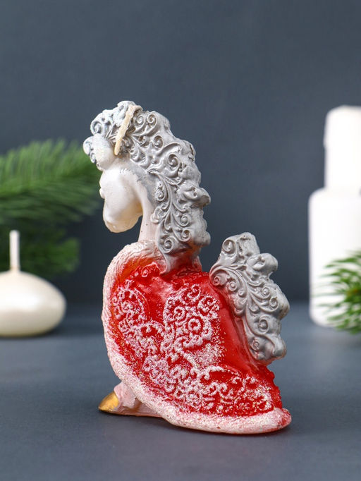 Свеча декоративная «Лошадка с попоной» 8.5×4×11 см, серебро