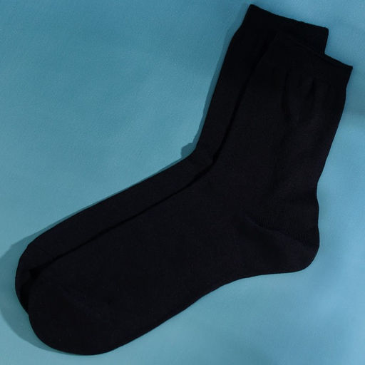 Подарочный набор Нужный подарок, молочный шоколад 27 г, носки мужские 43 размер - Фабрика счастья фото 3