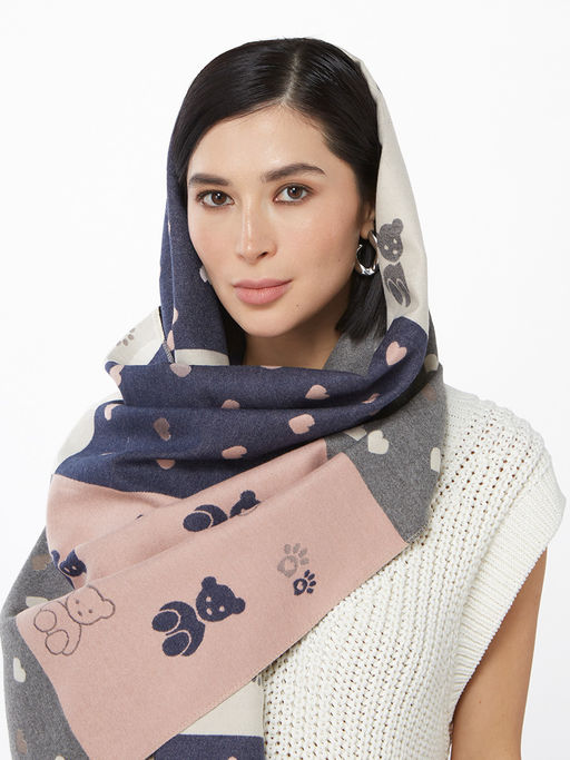 в составе ШЕРСТЬ и КАШЕМИР Большой, мягкий, теплый двусторонний палантин с принтом. - Tantino фото 6