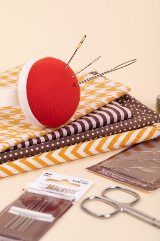 Gamma ND-03 Подушечка для игл на руку 12.5 см в блистере круглая