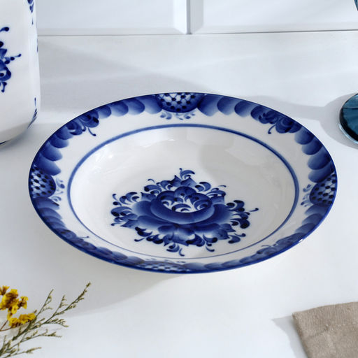 Тарелка глубокая фарфоровая «Цветы», d=20 см, h=4 см, гжель