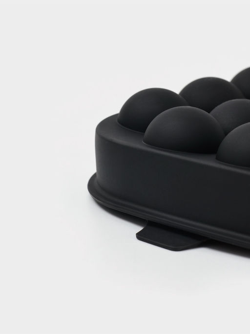 Форма для льда "Шарики", 22 ячейки , 21х14х3,5 см, цвет черный