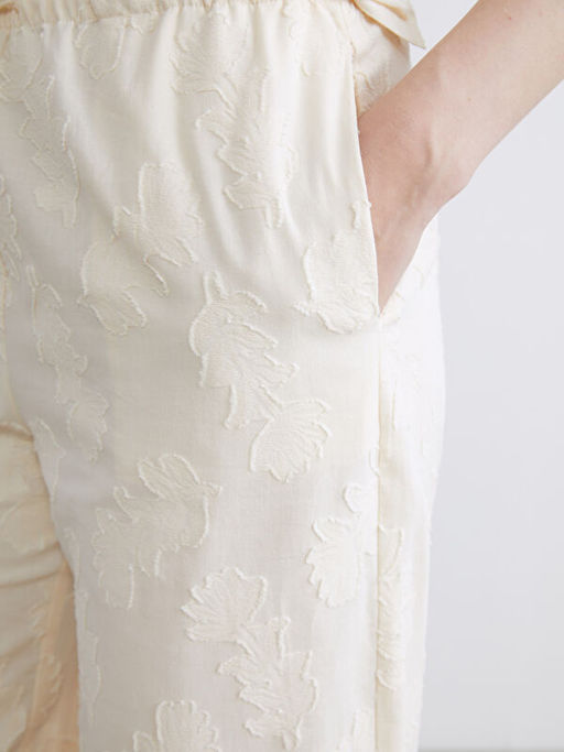 Beli Lastikli Kendinden Desenli Kad?n Pantolon