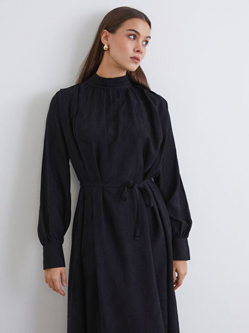 Dik Yaka Ku?akl? Elbise