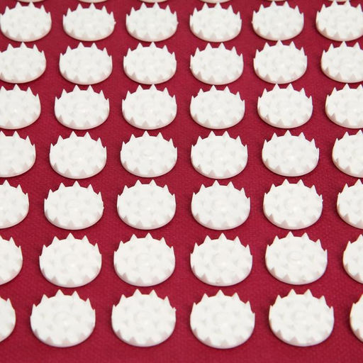 Аппликатор «Кузнецова», 144 колючки, спанбонд, 26×56 см, красный.