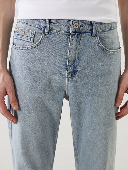 710 Loose Fit Erkek Jean Pantolon