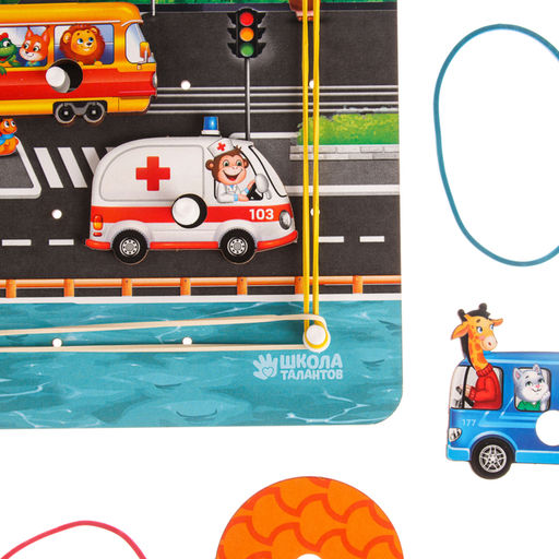 Настольная игра. Геоборд с доп. элементами Машинки 20х20 см - Лесная мастерская фото 3