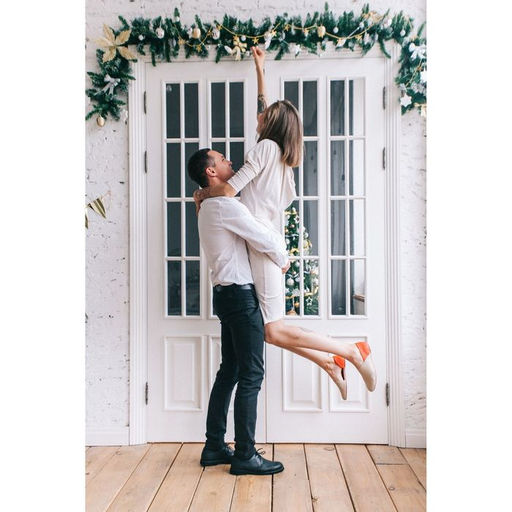 Гирлянда хвойная новогодняя «Зимнее волшебство. Иней», ёлочная, 270 см, d=30 см, 220 веток