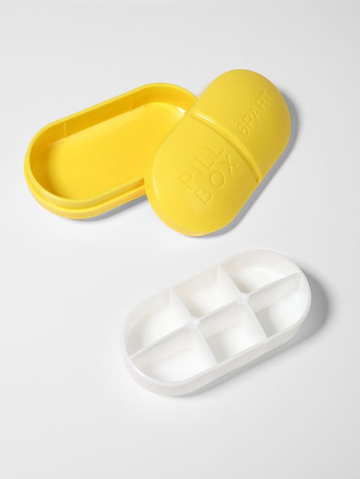 Цена за 2 шт. Таблетница Pill Box, 6 секций, 10×5.5×3 см, МИКС