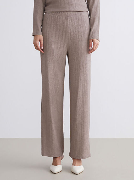 Beli Lastikli Dokulu Kad?n Pantolon