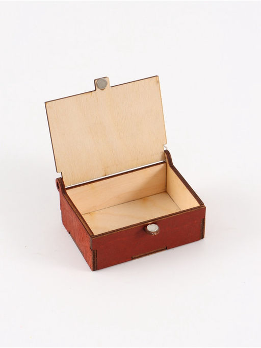 Цена за 2 шт. Коробка подарочная деревянная 100% мужик 8.5?6?3.5 см