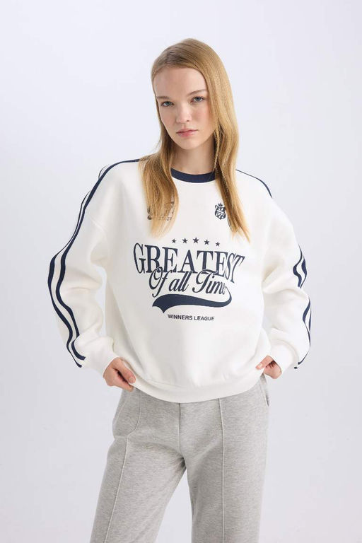 Женский белый крутой толстый свитшот оверсайз с широким кроем и круглым вырезом с принтом - Defacto фото 5