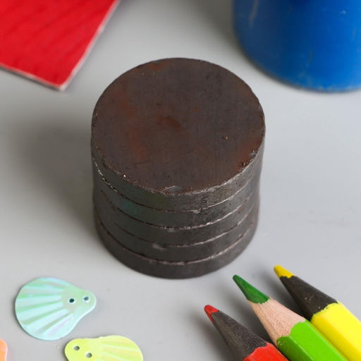 Цена за 40 шт. Магнит технический ферритовый (магнитит на обе стороны), 30×5 мм