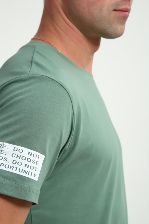 Футболка мужская 052