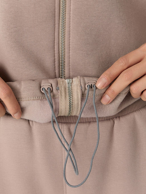 Толстовка женская бежевая на молнии