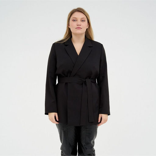 Пиджак женский с поясом MIST plus-size, размер 54, цвет чёрный
