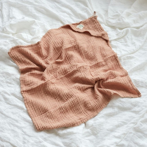 Полотенце уголок муслиновое Крошка Я, 75х75 см, цвет пудровый, 100% хлопок, 3-сл, 180 гр/м2  фото 2