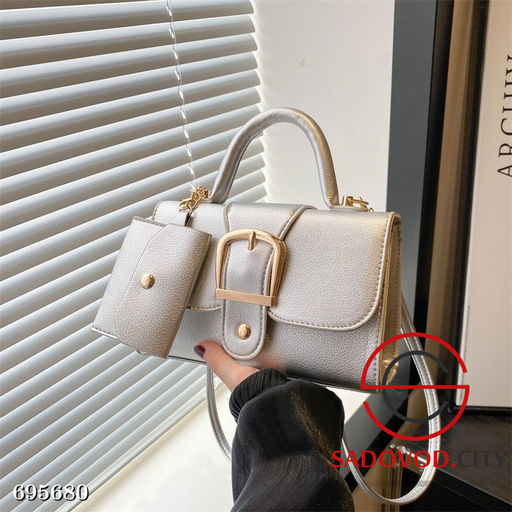 Женская мини сумка с ремешком