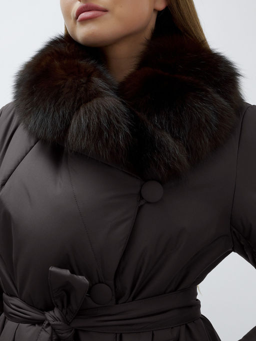 Пальто зимнее женское с мехом песец люкс класса темно-коричневого цвета 5071TK - Mtforce фото 8