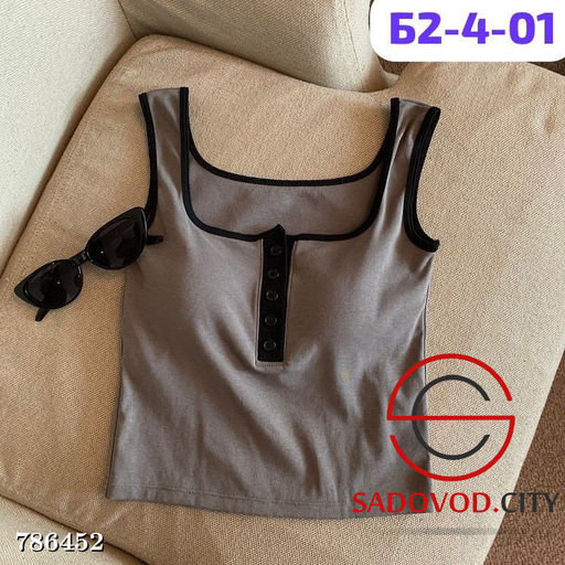 Женский топ с тонким поролоном