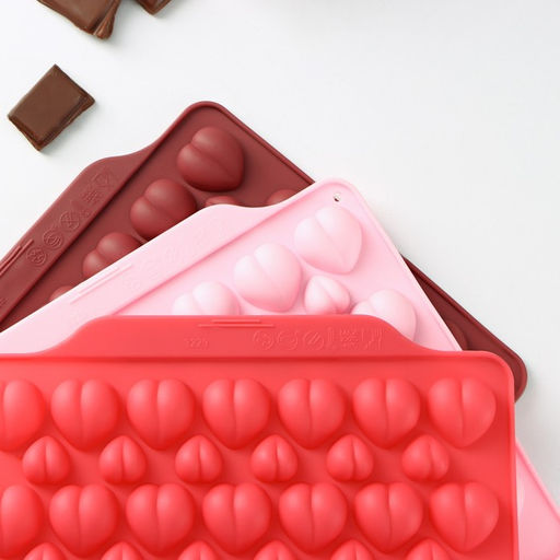 Цена за 2 шт. Форма для шоколада Доляна Море сердец, силикон, 18?15?1 см, 52 ячейки, МИКС