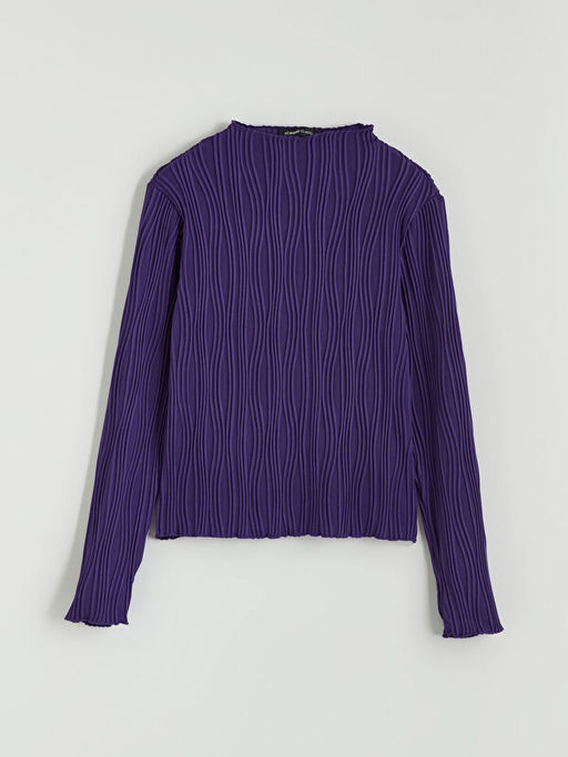 Dik Yaka Dokulu Kad?n Body