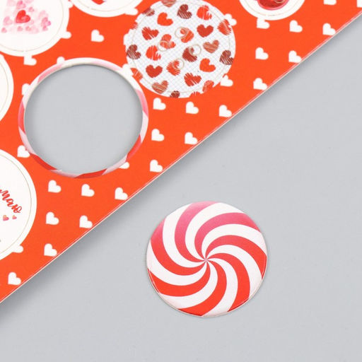 Цена за 5 шт. Декоративные элементы для творчества «Арт Узор. Фишки и пуговки. Красный», набор 24 шт., картон, 13×16.5 см