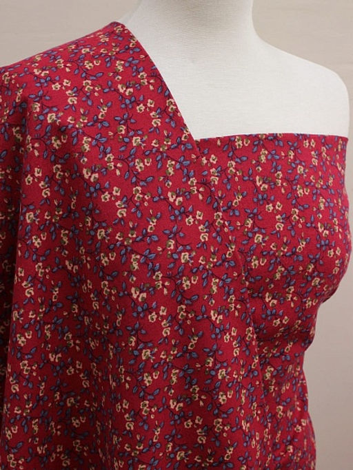 Теплый хлопок Мелкие цветочки с веточками на малиновом, ш.1.45м, хлопок-100%, 160гр/м.кв - Купава фото 2