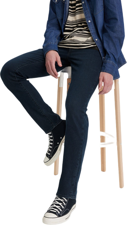 Джинсы мужские