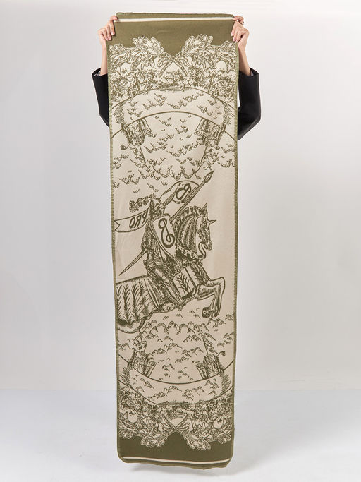 В СОСТАВЕ ШЕРСТЬ и КАШЕМИР Большой, мягкий, теплый однотонный двусторонний палантин.