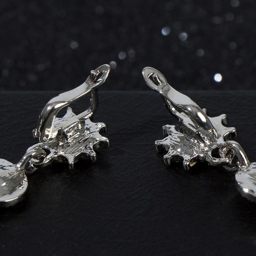 Серьги висячие со стразами Вечерние мадам, цвет белый в серебре, 7см - Queen fair фото 3