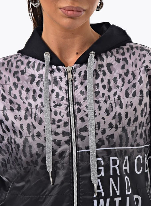 Толстовка из футера комбинированного с принтованной плащевой тканью